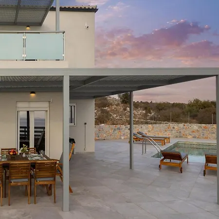 Gianna's Panoramic Seaview Twin With Pool 2