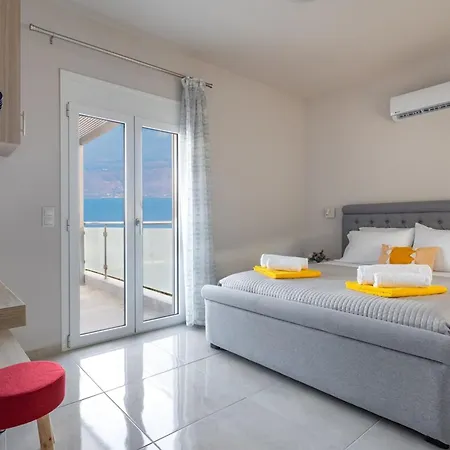 Gianna's Panoramic Seaview Twin With Pool 2 *